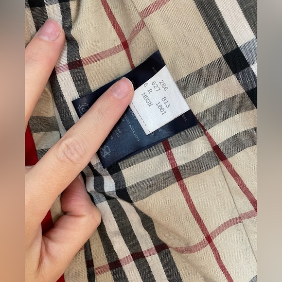 Burberry Mid-length Heritage Car Coat: Red - Picture 11 of 14